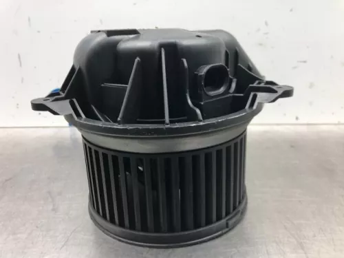 Kachel Ventilatiemotor-7745047 (16844882)