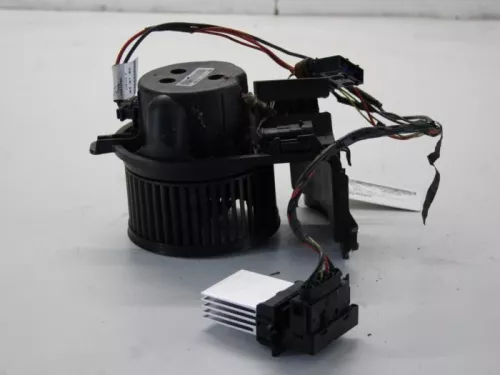 Kachel Ventilatiemotor-7879364 (12479168)