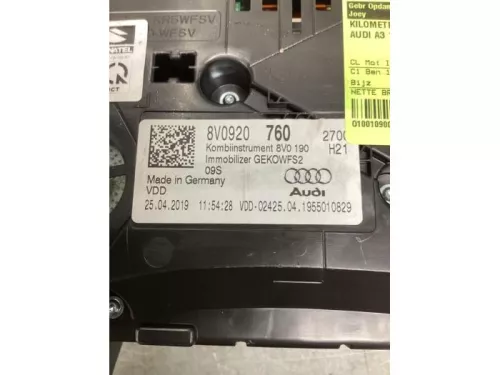 Kilometerteller KM-8240960 (21810420)