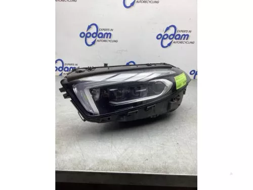 Koplamp links-8227175