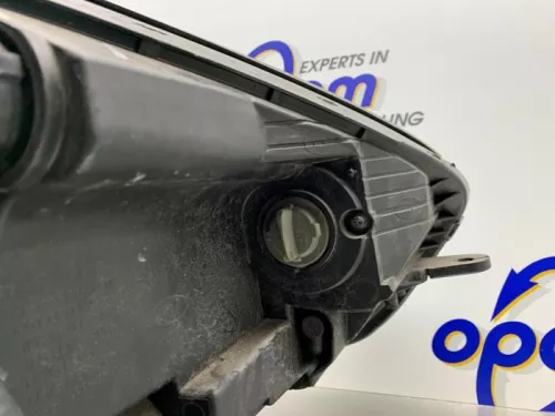Koplamp links-8060518 (22068404)