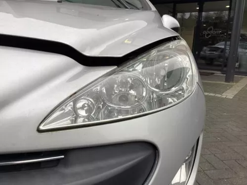 Koplamp links-8242724