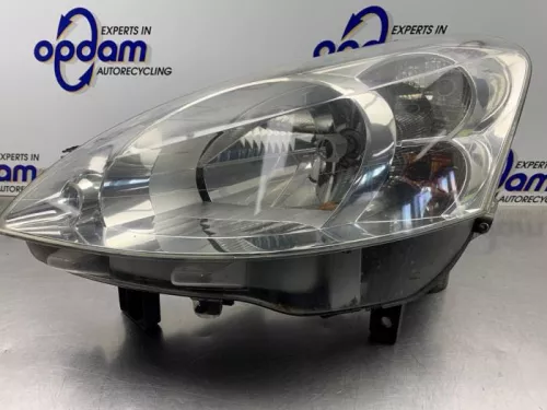Koplamp links-8247098