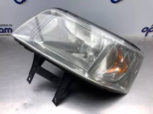 Koplamp links-8254358 (21838194)
