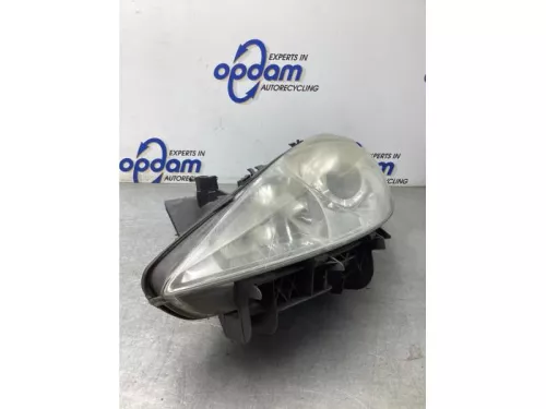 Koplamp links-7986112