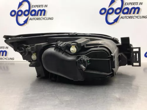 Koplamp links-8269829 (21835438)