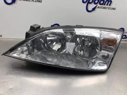 Koplamp links-8269829 (21835438)