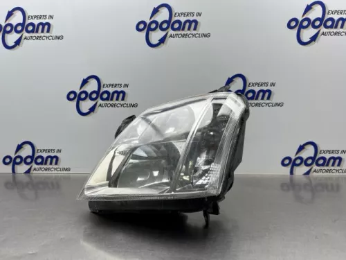 Koplamp links-8320750