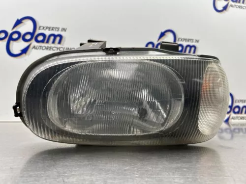 Koplamp links-8318270 (22540703)