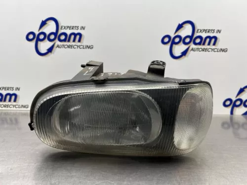 Koplamp links-8318270
