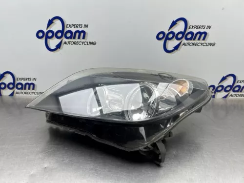 Koplamp links-8317997 (22625423)
