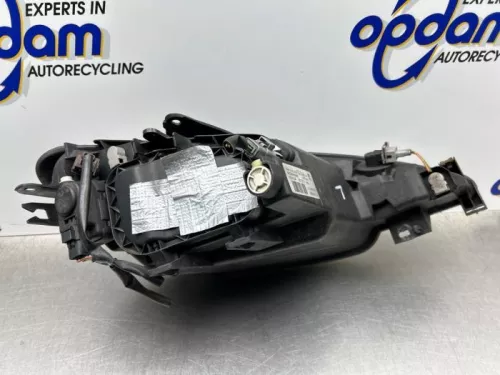Koplamp links-8315931 (22564708)