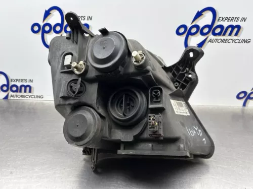 Koplamp links-8292749 (22148982)