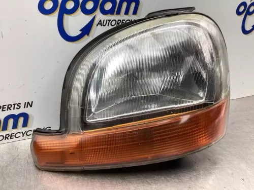 Koplamp links-8058717 (18989430)