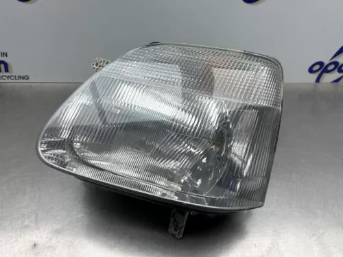 Koplamp links-8301311 (22364854)