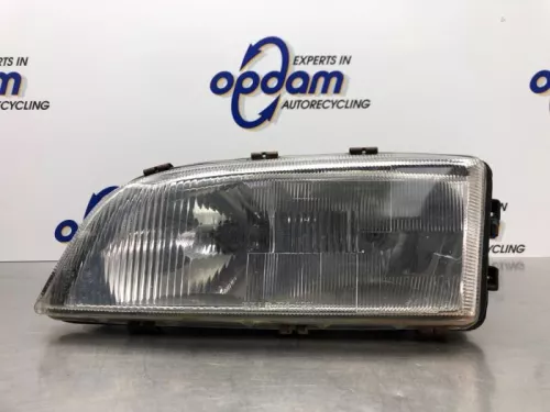 Koplamp links-8203739