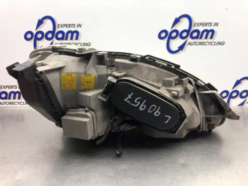 Koplamp links-8187136 (21051322)