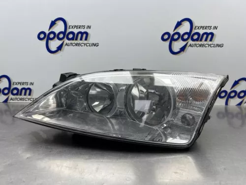 Koplamp links-8324925