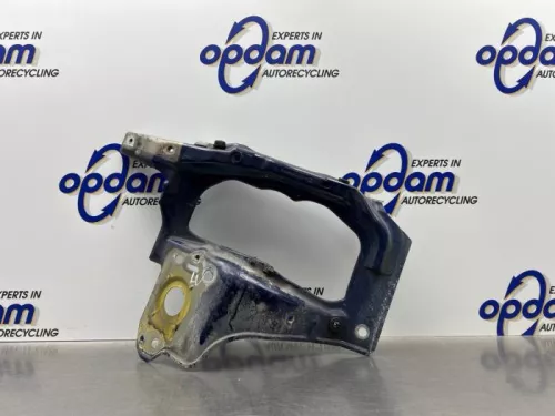 Koplampframe links-8289596