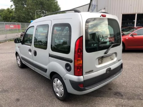 Achterbumper-8203656 (21063004)