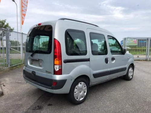Achterbumper-8203656 (21063004)
