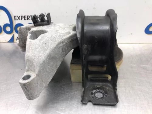 Motorsteun-8076631