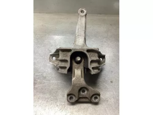 Motorsteun-8135451