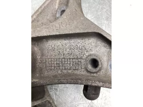 Motorsteun-8065484 (19078987)