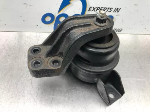 Motorsteun-6923658 (16830183)