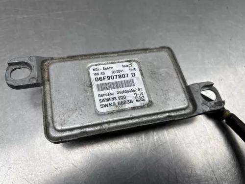Nox sensor-8289758 (22114676)