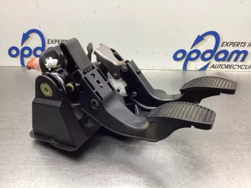 Pedalen Set-8099857 (19822379)