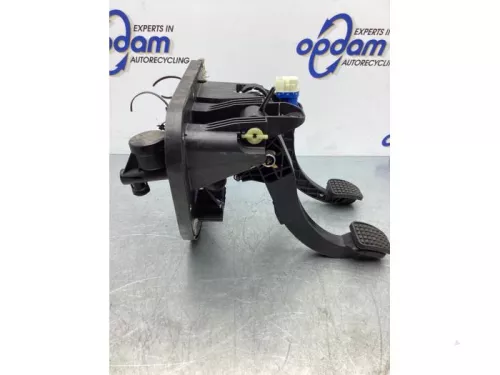 Pedalen Set-7863632 (17247711)