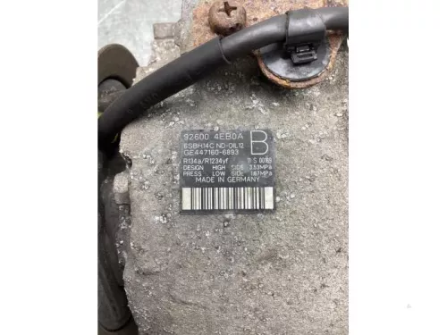 Renault Aircopomp 926004eb0a h5ff4