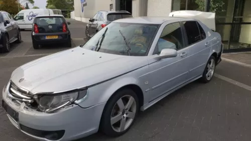 Portier 4Deurs links-voor-7881646 (10530346)