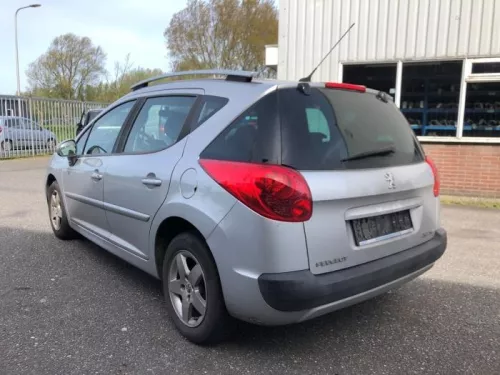 Portier 4Deurs links-voor-8172947 (21036755)