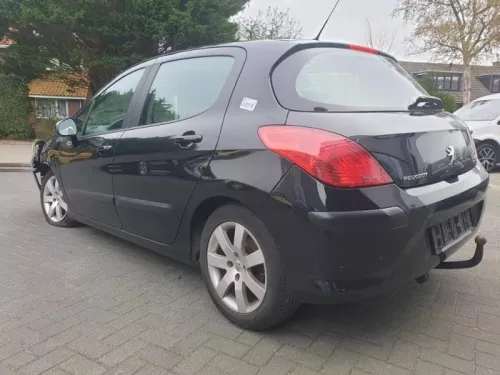 Portier 4Deurs links-voor-7590634 (16004170)