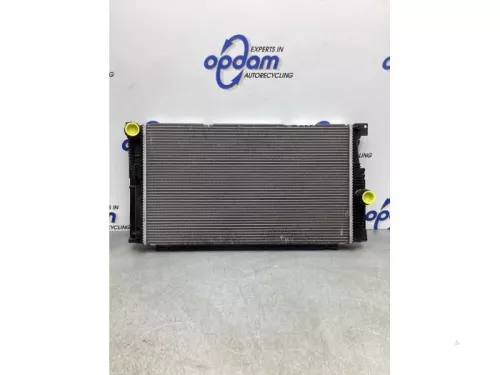 Radiateur-6880546 (17626807)