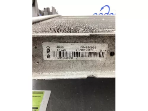 Radiateur-7717666 (17467440)
