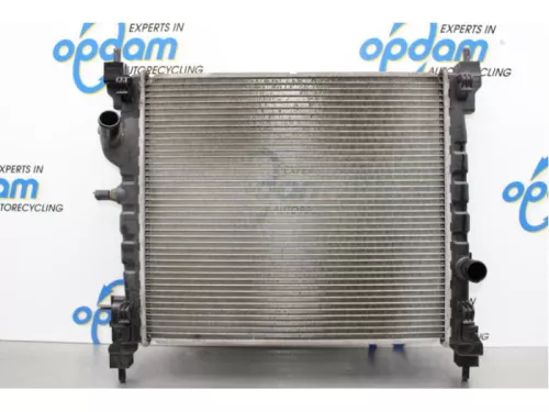 Radiateur-7877573 (14349589)