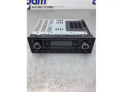 Radio-7855005
