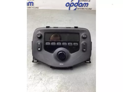 Radio-8145433