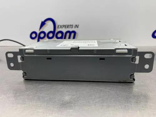 Radio-8143690