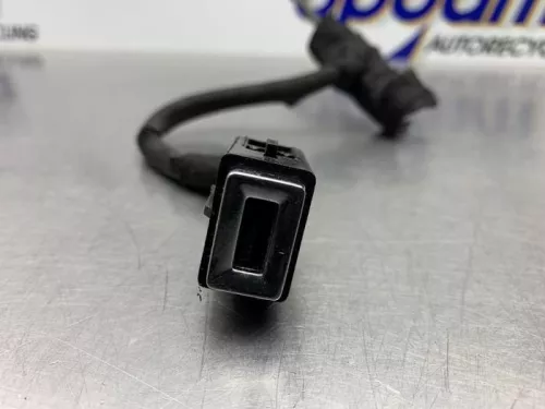 Radio-8143690 (20513490)