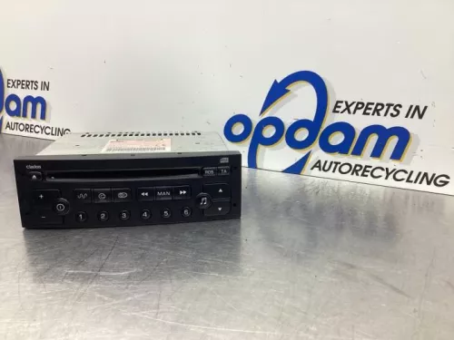 Radio-7821635
