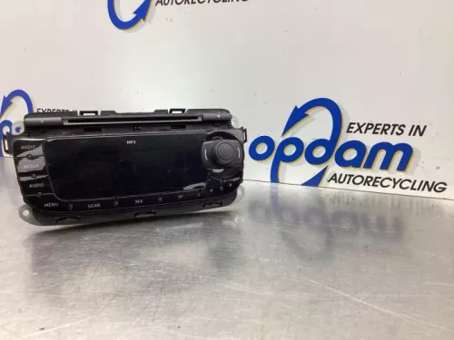 Radio-7874238 (17668391)