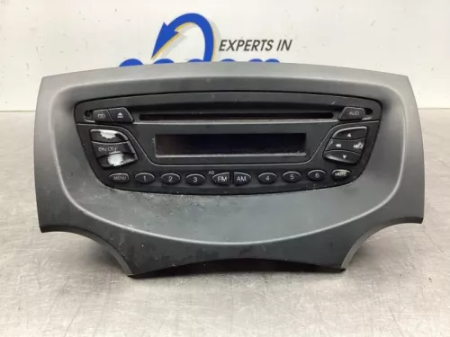 Radio-7850538 (17895296)