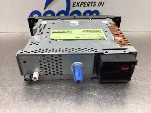 Radio-7924166 (18518002)