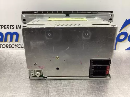 Radio-7609022 (17626307)