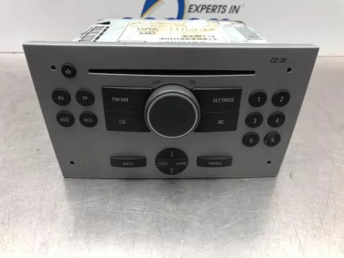 Radio-7863360