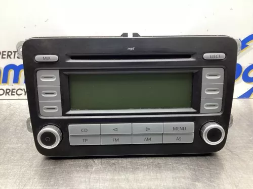 Radio-7934034 (17745709)